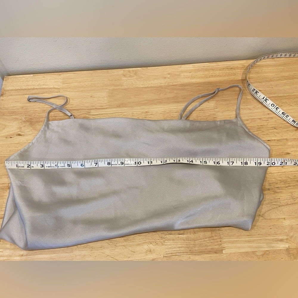 Banana Republic Silk cascading soft grey Women's Camisole Top EUC large - Picture 8 of 8